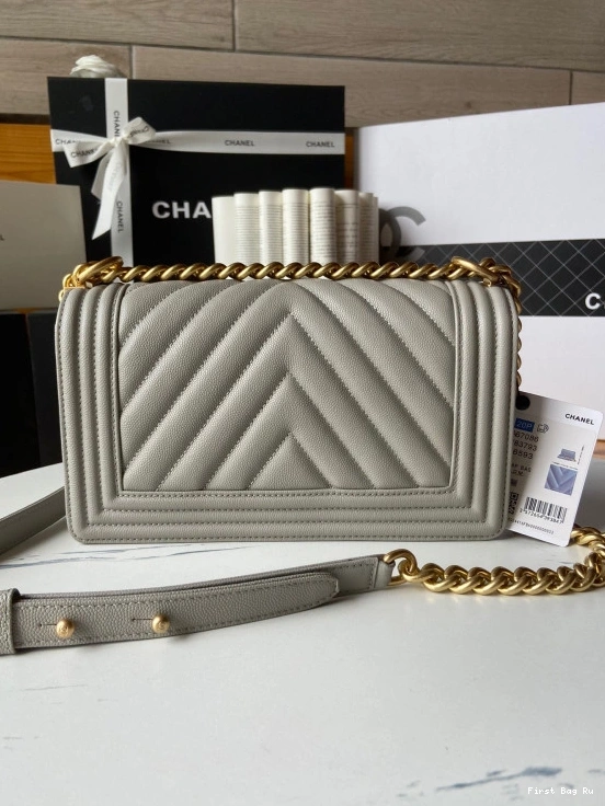 First Bag Ru 20CM BAG CHANEL 25CM BOY 0808